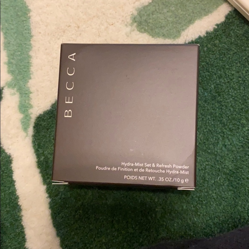 Never used Becca powder